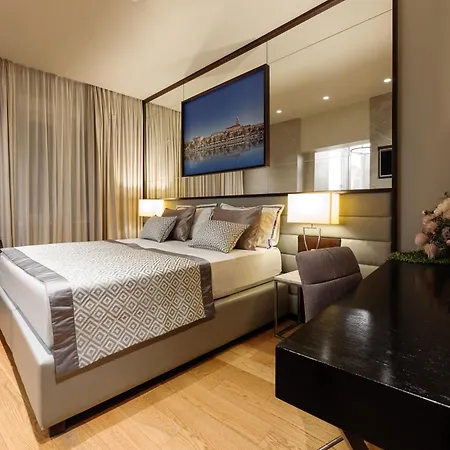 Fortuna Luxury 1 4* Spalato