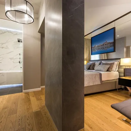 فندق مبيت وإفطار Fortuna Luxury 1 4*